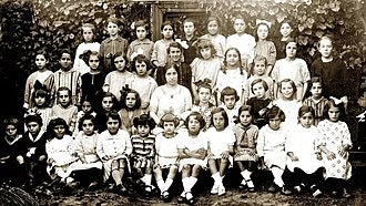 MARÍA VÁZQUEZ, A MESTRA SOCIALISTA ELIMINADA POLO FRANQUISMO