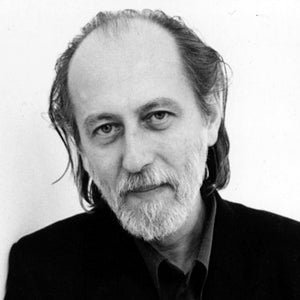 AO NORTE UNHA MONTAÑA, AO SUR UN LAGO, AO OESTE UNS CAMIÑOS, AO LESTE UN RÍO